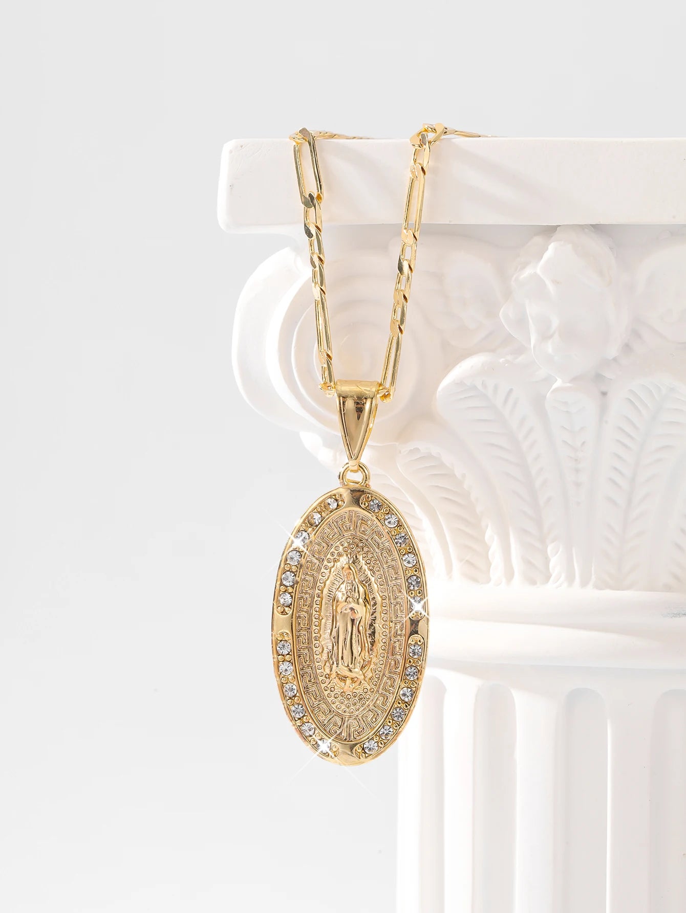 Inlaid Zircon Virgin Mary Pendant – Unisex Copper Religious Necklace for Believers - Image 2